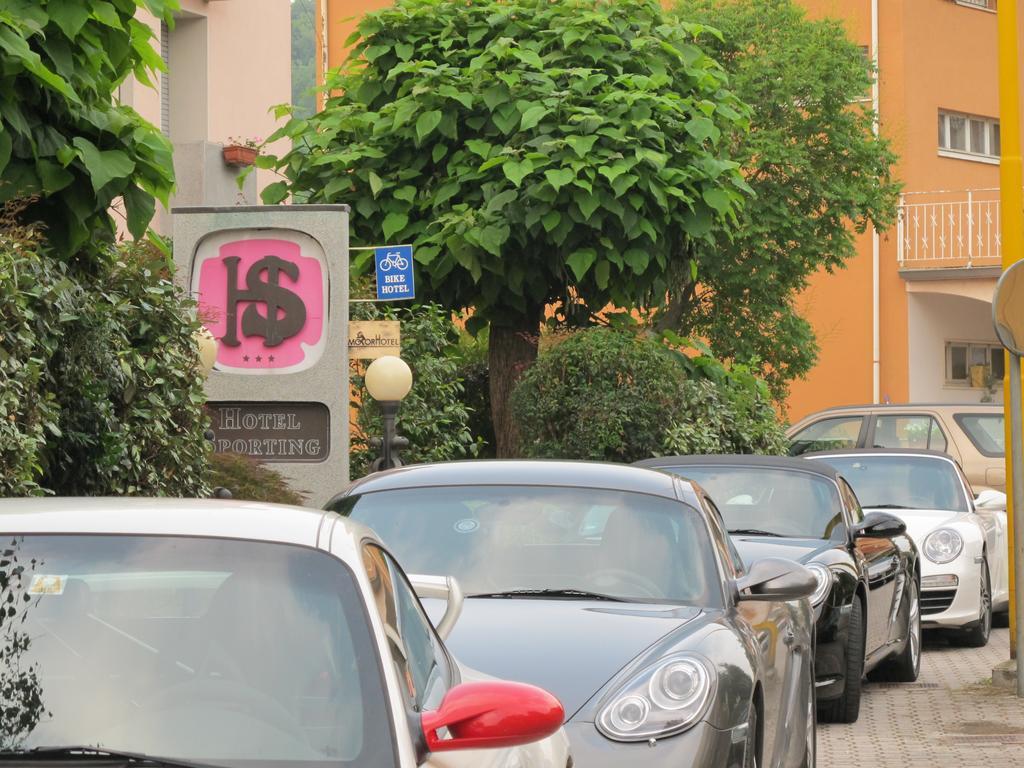 Hotel Sporting Tabiano Terme ภายนอก รูปภาพ