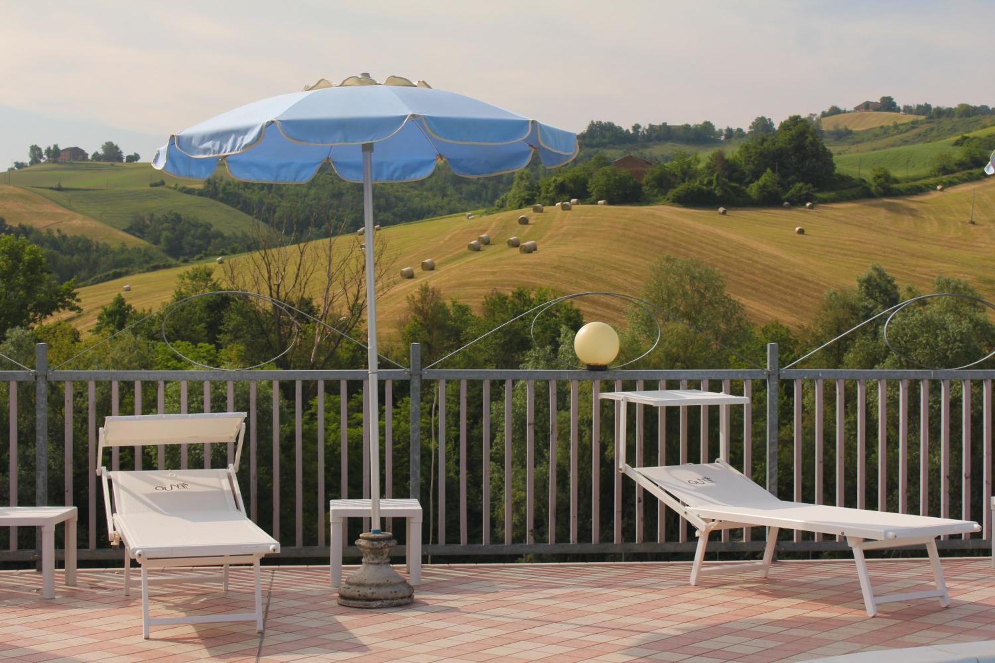 Hotel Sporting Tabiano Terme ภายนอก รูปภาพ