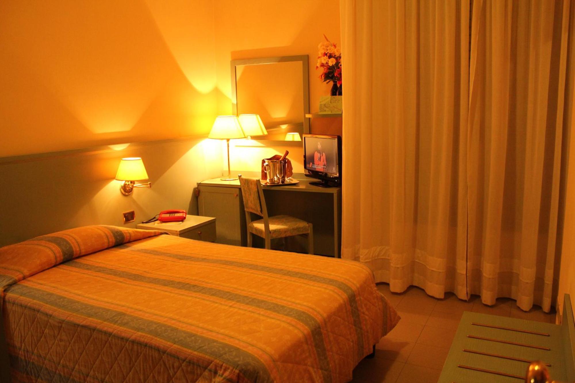 Hotel Sporting Tabiano Terme ห้อง รูปภาพ