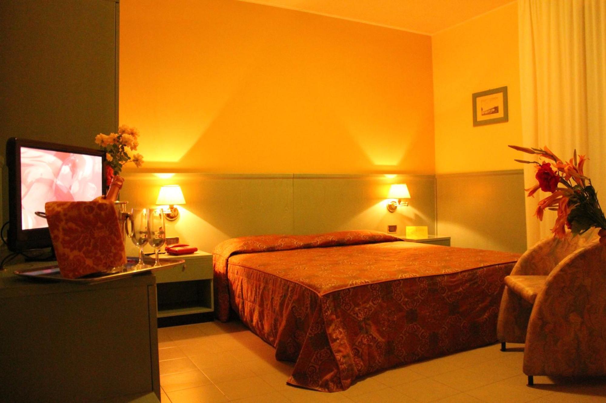 Hotel Sporting Tabiano Terme ห้อง รูปภาพ